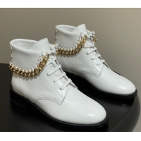 Sumptuous Chanel Cal...