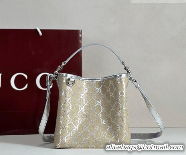Trendy Design Gucci GG Canvas Emblem Small Bucket Bag 815118 Silver 2026