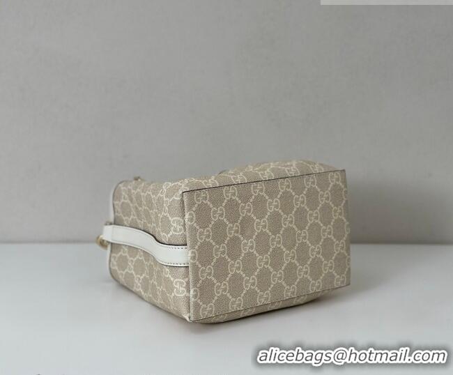 Luxury Discount Gucci GG Canvas Emblem Small Bucket Bag 815118 White 2026