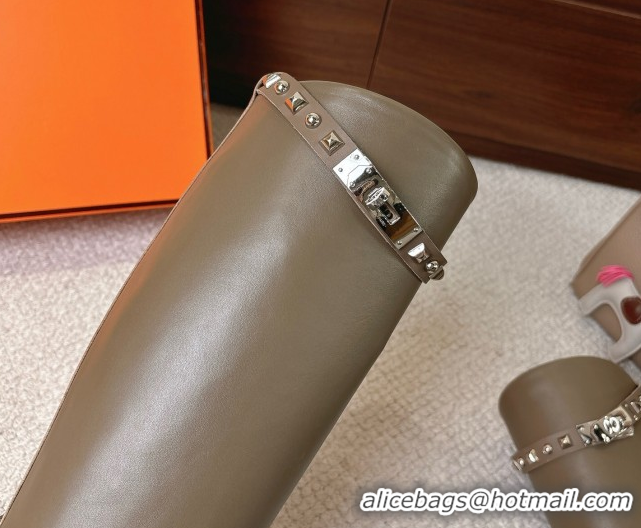 Feminine Hermes Jumping High Flat Boots in Calfskin Leather with Studded Kelly Buckle Strap Grey 1220027 2026