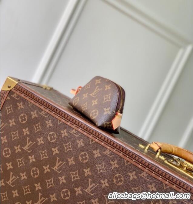 Pretty Style Louis Vuitton Monogram Canvas Cosmetic Purse M25653 2026