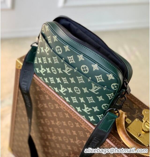 Pretty Style Louis Vuitton Men's Trio Messenger Bag in Monogram Shadow Leather M27154 Forest Green 2026
