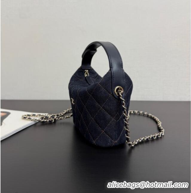 Traditional Discount Chanel Quilted Denim Classic Clutch with Chain AP4386 Dark Blue 2026