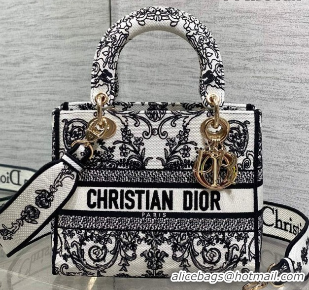 Classic Hot Dior Medium Lady D-Lite Bag in White and Black Dioresque Butterfly Cornely Embroidery 0126063 2026