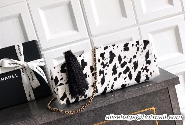 Traditional Specials Chanel Printed Hair-Like Hobo Bag with Tassel Charm CH020406 White/Black 2026