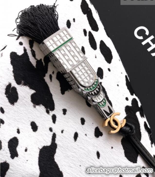 Traditional Specials Chanel Printed Hair-Like Hobo Bag with Tassel Charm CH020406 White/Black 2026