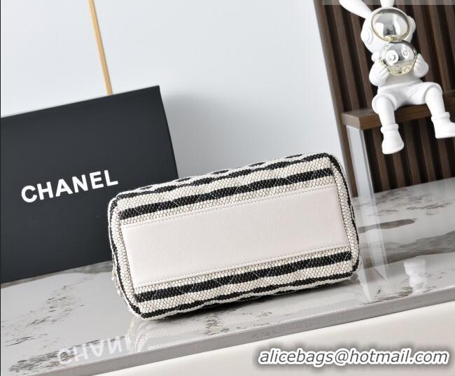 Top Grade Chanel Striped Printed Fabric Clutch with Chain AP4986 Black 2026