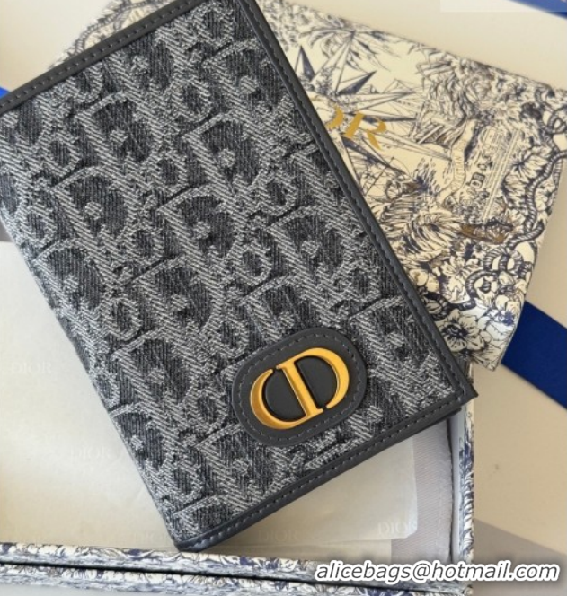 Shop Duplicate Dior 30 Montaigne Passport Holder in Oblique Jacquard DR012607 Black 2026