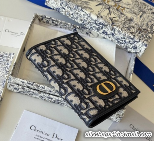 Luxurious Dior 30 Montaigne Passport Holder in Oblique Jacquard DR012607 Beige 2026