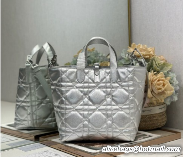 Discount Dior Medium Toujours Vertical Tote Bag in Macrocannage Calfskin Silver-Tone 60126092 2026