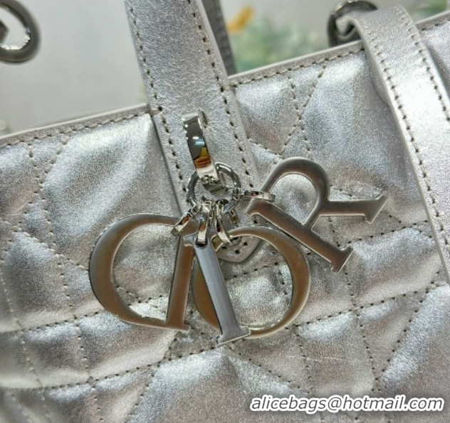 Discount Dior Medium Toujours Vertical Tote Bag in Macrocannage Calfskin Silver-Tone 60126092 2026