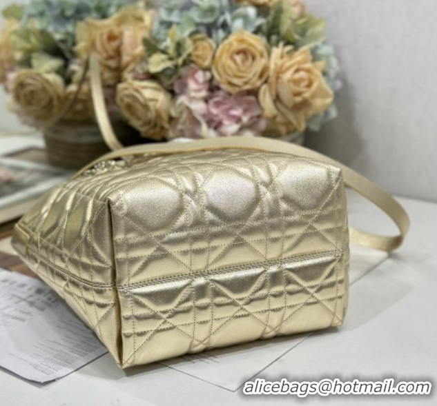 Luxury Cheap Dior Medium Toujours Vertical Tote Bag in Macrocannage Calfskin Gold-Tone 60126093 2026