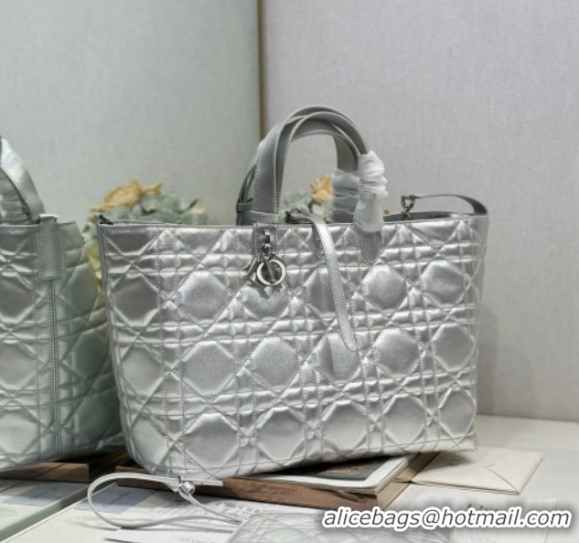 Big Discount Dior Large Toujours Tote bag in Macrocannage Calfskin Leather Silver-Tone 0126096 2026