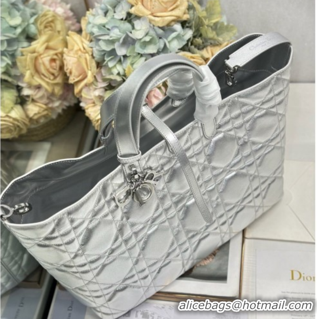 Big Discount Dior Large Toujours Tote bag in Macrocannage Calfskin Leather Silver-Tone 0126096 2026
