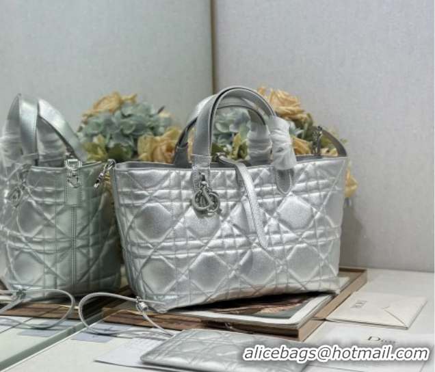 Stylish Dior Medium Toujours Tote bag in Macrocannage Calfskin Leather 0126098 Silver-Tone 2026
