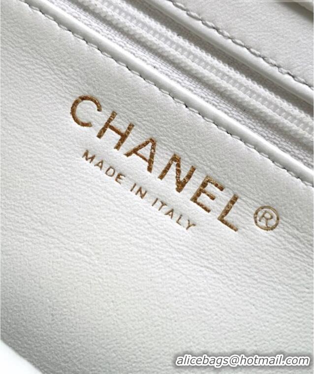 Fashion Discount Chanel Small Flap Bag in White Grained Shiny Calfskin AS6130 Spring-Summer 2026 Pre-collection