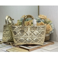 Sumptuous Dior Medium Toujours Tote bag in Macrocannage Calfskin Leather 0126099 Gold-Tone 2026