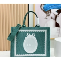 Trendy Design Dior Large Book Tote Bag in Green Oblique Embroidery with White Lace and Dior Médaillon 0127061 2026