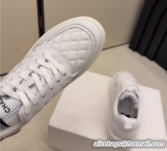 Purchase Chanel Quilted Calfskin Leather Sneakers CH030607 White2 2026