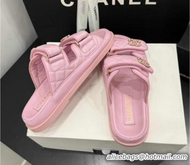 Hot Style Chanel Lambskin Leather Strap Flat Slides Sandal with Chain CC CH030614 Light Pink 2026