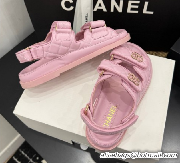 Luxury Chanel Lambskin Leather Strap Flat Slides Sandal with Chain CC CH030614 Light Pink 2026