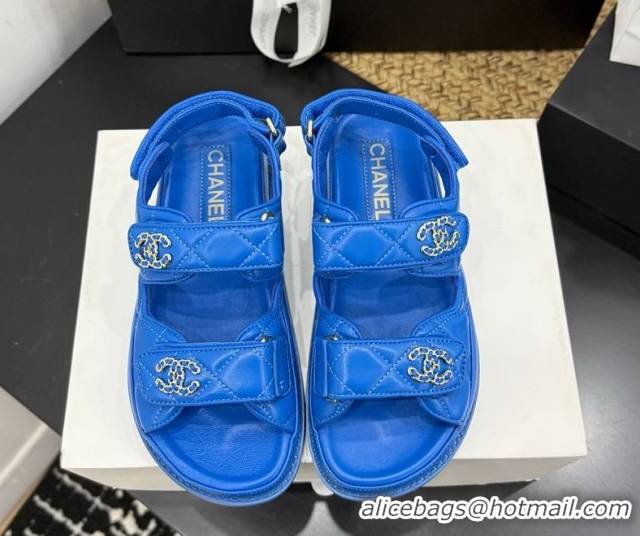 Pretty Style Chanel Lambskin Leather Strap Flat Sandals with Chain CC CH030614 Sky Blue 2026