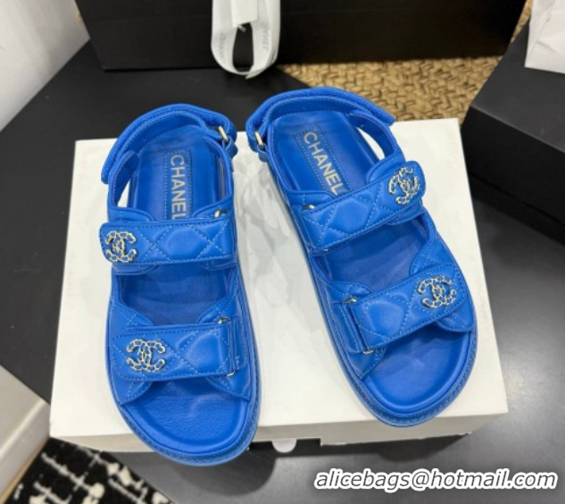 Pretty Style Chanel Lambskin Leather Strap Flat Sandals with Chain CC CH030614 Sky Blue 2026