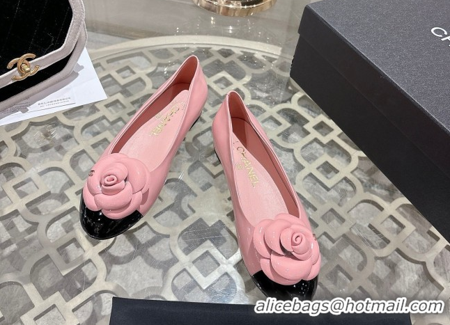 Top Design Chanel Calfskin Patent Leather Ballet Flats with Camellia Bloom CH030704 Pink 2026
