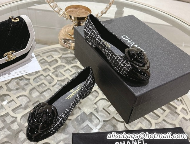 Purchase Chanel Tweed & Patent Leather Ballet Flats with Camellia Bloom CH030704 Black/White 2026