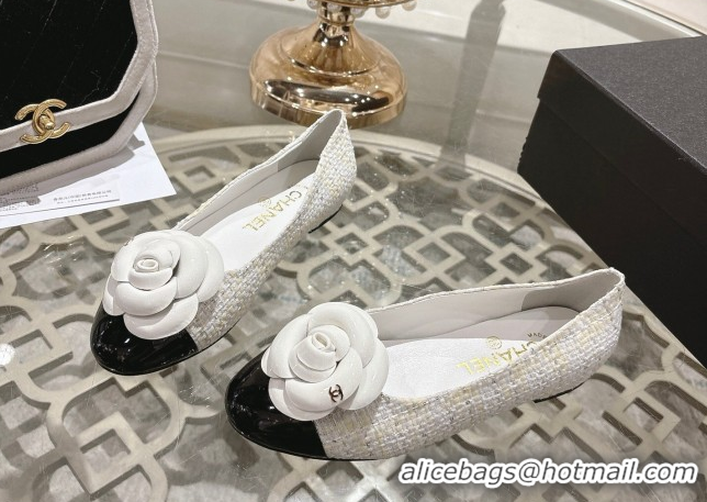 Cheap Price Chanel Tweed & Patent Leather Ballet Flats with Camellia Bloom CH030704 White 2026