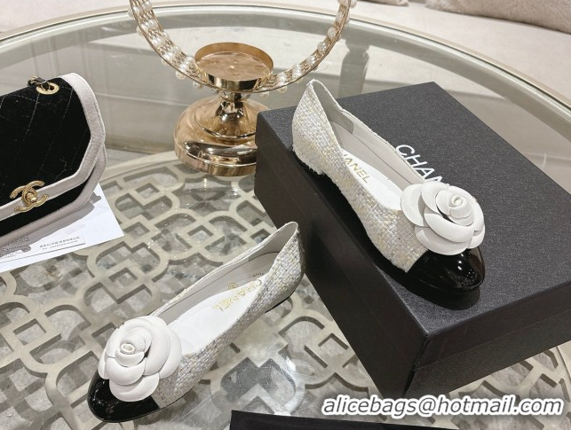 Cheap Price Chanel Tweed & Patent Leather Ballet Flats with Camellia Bloom CH030704 White 2026