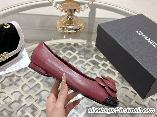 Shop Duplicate Chanel Lambskin & Patent Leather Ballet Flats with Camellia Bloom CH030704 Burgundy 2026