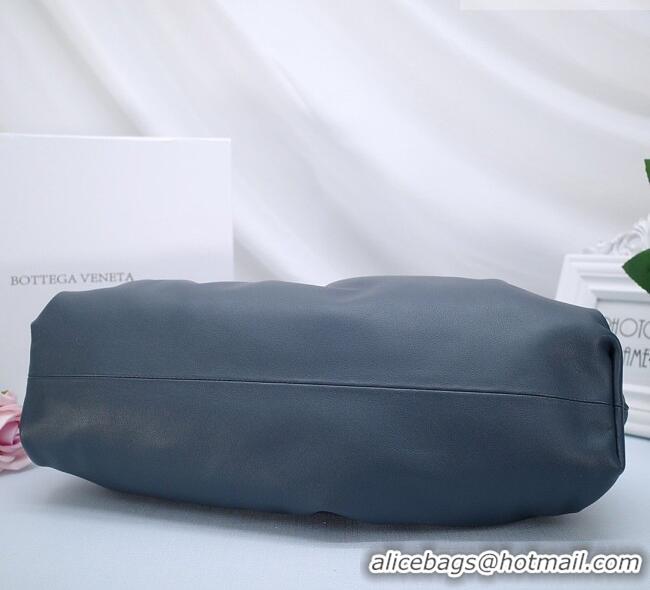 New Design Bottega Veneta The Pouch in Soft Calfskin 31702 Navy Blue 2026