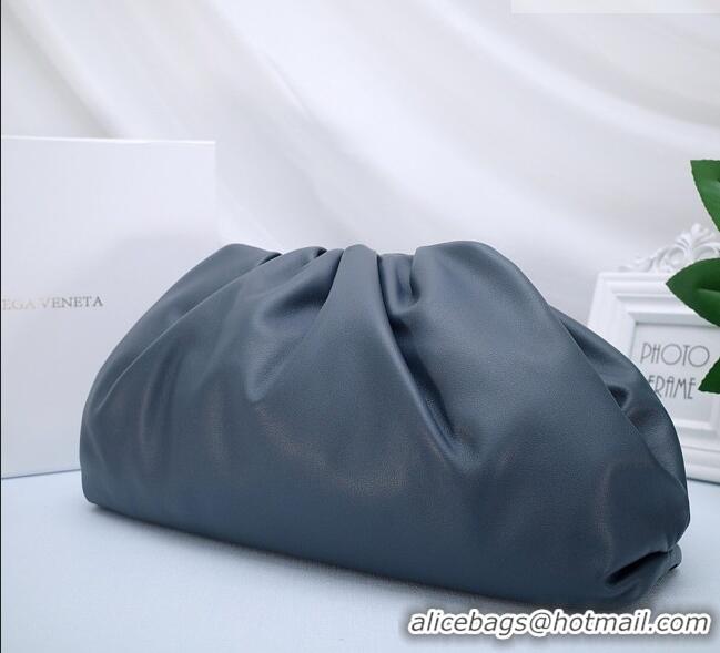 New Design Bottega Veneta The Pouch in Soft Calfskin 31702 Navy Blue 2026