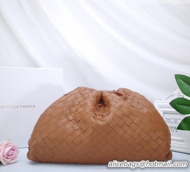 New Fashion Bottega Veneta The Pouch in Soft Intrecciato Calfskin 31702 Brown 2026
