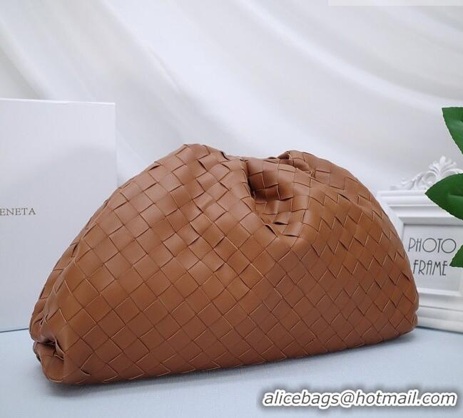 New Fashion Bottega Veneta The Pouch in Soft Intrecciato Calfskin 31702 Brown 2026