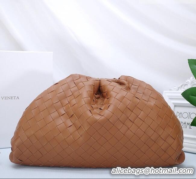 New Fashion Bottega Veneta The Pouch in Soft Intrecciato Calfskin 31702 Brown 2026