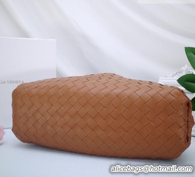 New Fashion Bottega Veneta The Pouch in Soft Intrecciato Calfskin 31702 Brown 2026