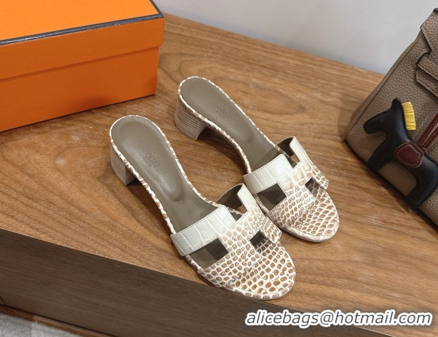 Top Grade Hermes Oasis Classic Heel Slides Sandal 4.5cm in Crocodile Embossed Leather White/Brown 2026 0304031