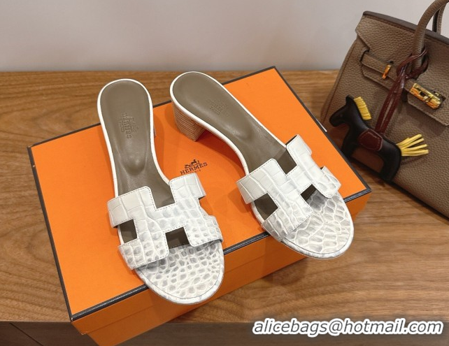 Low Cost Hermes Oasis Classic Heel Slides Sandal 4.5cm in Crocodile Embossed Leather White/Grey 0304033