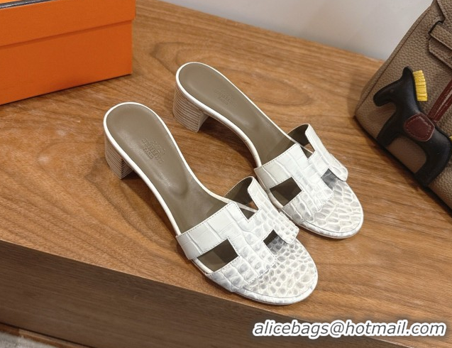 Low Cost Hermes Oasis Classic Heel Slides Sandal 4.5cm in Crocodile Embossed Leather White/Grey 0304033