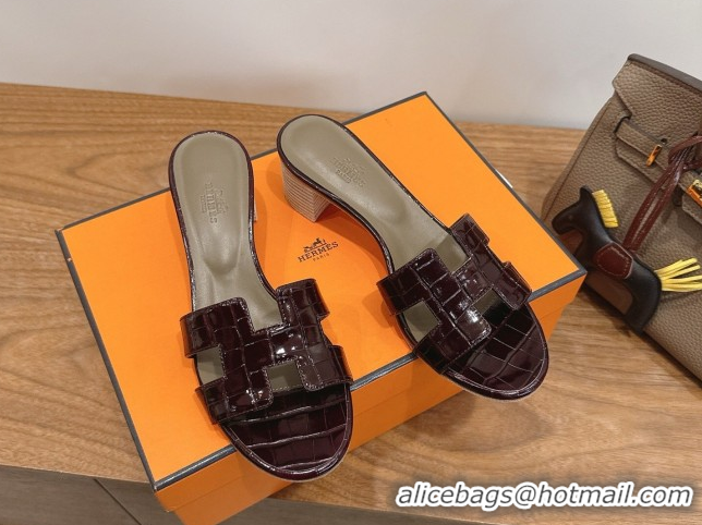 Lower Price Hermes Oasis Classic Heel Slides Sandal 4.5cm in Crocodile Embossed Leather Dark Burgundy 0304046