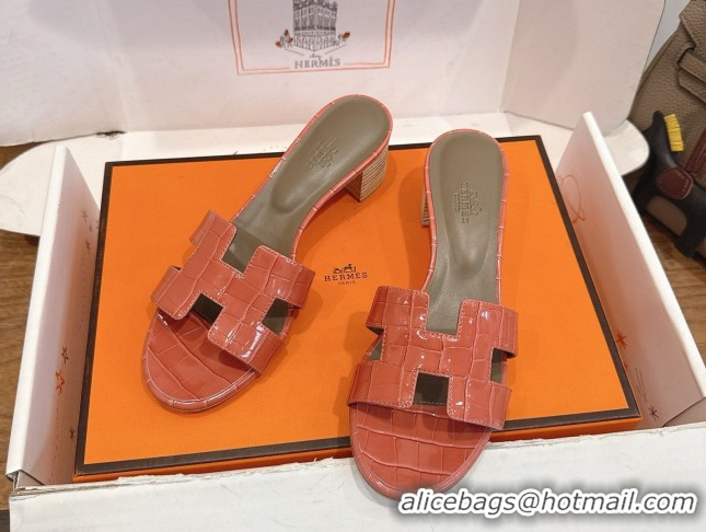 Grade Quality Hermes Oasis Classic Heel Slides Sandal 4.5cm in Crocodile Embossed Leather Coral Pink 0304047