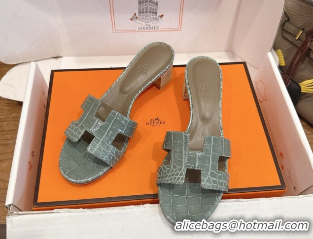 Top Grade Hermes Oasis Classic Heel Slides Sandal 4.5cm in Crocodile Embossed Leather Light Grey 0304050