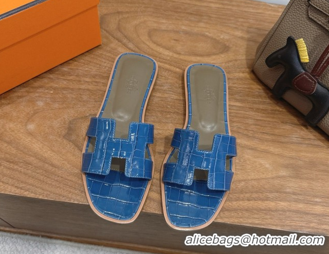 Good Quality Hermes Oran Classic Flat Slides Sandal in Crocodile Embossed Leather Sky Blue 0304060