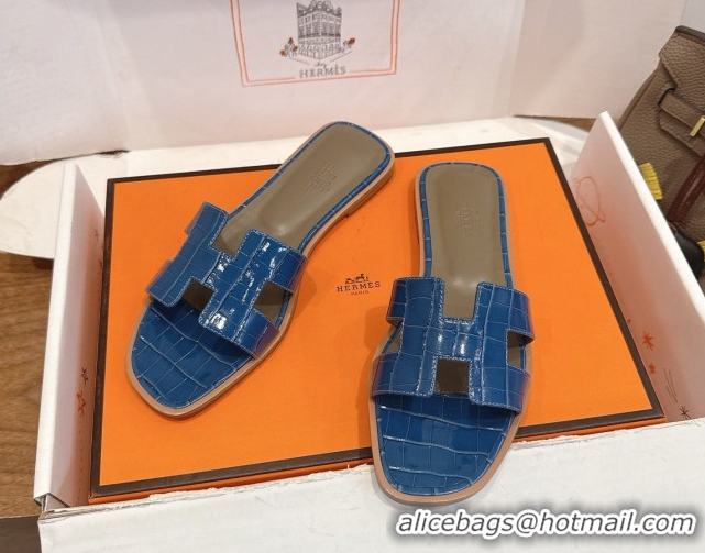 Good Quality Hermes Oran Classic Flat Slides Sandal in Crocodile Embossed Leather Sky Blue 0304060
