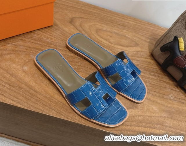 Good Quality Hermes Oran Classic Flat Slides Sandal in Crocodile Embossed Leather Sky Blue 0304060