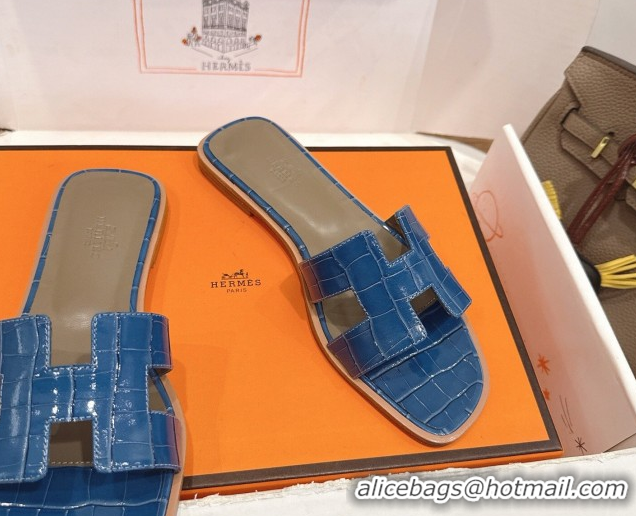 Good Quality Hermes Oran Classic Flat Slides Sandal in Crocodile Embossed Leather Sky Blue 0304060