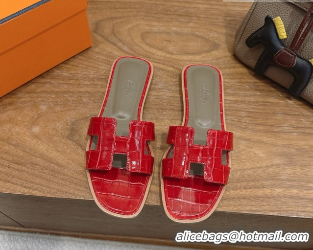 Luxurious Hermes Oran Classic Flat Slides Sandal in Crocodile Embossed Leather Red 0304062