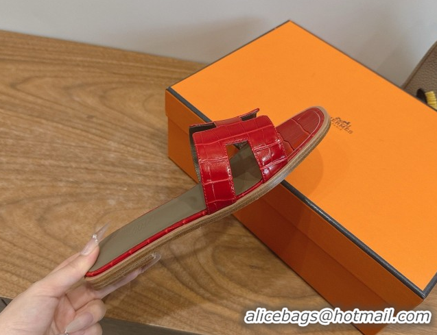 Luxurious Hermes Oran Classic Flat Slides Sandal in Crocodile Embossed Leather Red 0304062